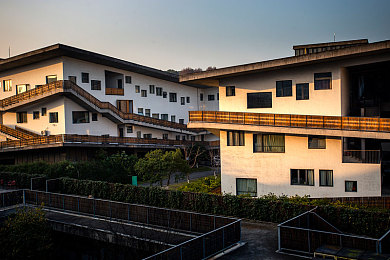 Asian多毛美鮑欣赏|动感流线,智能驾驭,亚洲新锐——美轮美奂汽车风采绽放-2