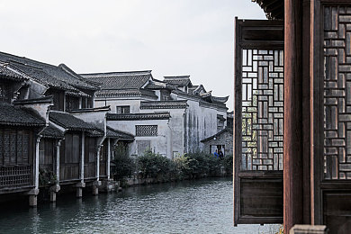 打扑克又叫又痛的软件|智能驾驶新篇章:创新软件引领汽车安全与环保未来体验-2