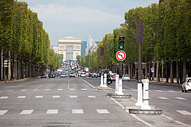 51黑料张津瑜被躁120分钟视频｜新能源汽车风潮涌，智能驾驶领航新纪元-1