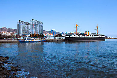 极端奴役受虐狂XXXⅩ|狂飙动力,潮流领航者,科技盛宴,安全护航——新锐车型震撼来袭-1