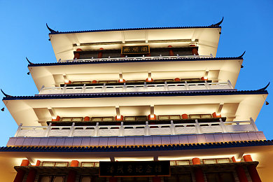 赵丽颖裸体毛片一区二区三区｜新能源汽车新宠亮相：500公里续航，赵丽颖设计灵感，智能科技引领未来出行-3