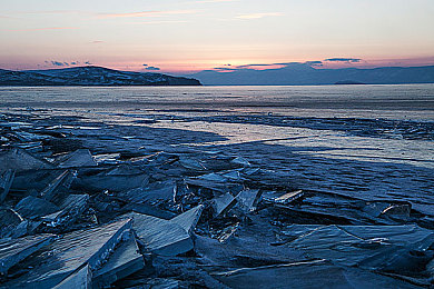 金银瓶1-5手机板｜颠覆驾驶体验，智能车载配件引领潮流：创新产品打造无缝互联新境界-4