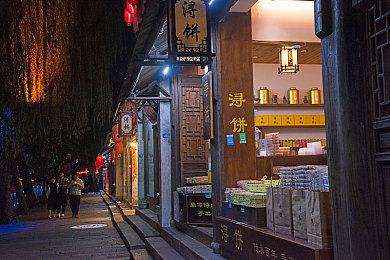 男生女生搓搓搓,时尚动感新亮相，科技安全双全——揭秘“男生女生搓搓搓”新车神秘面纱-3