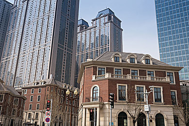 加勒比综合｜新能源汽车领航，智能出行未来：特斯拉Model 3引领加勒比技术革新-1