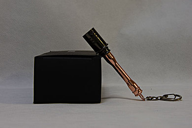 一个 B一个 3人个人玩|“三驾马车共驰骋,创新科技定义未来驾驶乐趣——揭秘全新三人同驾车型”-1