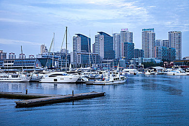 黄软件app下载3.0.|汽车服务新纪元:黄软件APP 3.0升级破百万,打造一站式智能出行体验-1