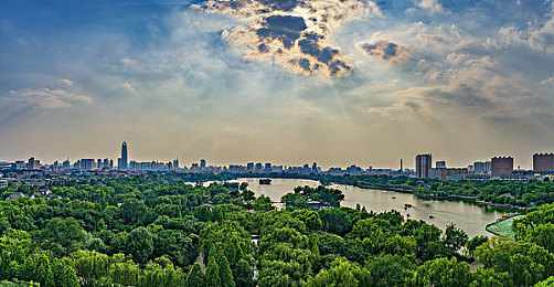 男生和女生一起查查查带疼痛的东西APP|汽车维修新风尚,智慧护航,爱车无忧每一程-3