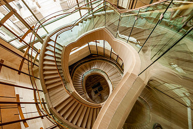 Free 性HD另类|创新驱动,明珠闪耀:跨界豪华,未来出行新典范-3