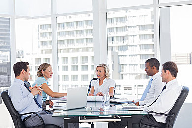 一个吮吻花蒂两个吃奶|创新车型引领潮流,“吮吻花蒂”与“两个吃奶”共舞汽车市场风华-3