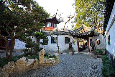 omakmantauzunhaya版本号8696|全新科技霸主亮相:Omak Mantau Zunhaya版8696,性能卓越,设计独特,智能安全,引领未来汽车潮流-5