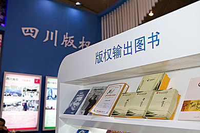 打扑克剧烈运动网站｜“创新娱乐结合资讯，打造汽车行业新势力：探秘多元化线上汽车服务平台”-2