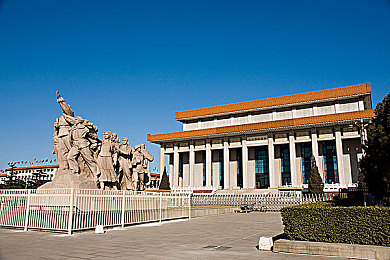 国产群交|国产汽车新锐崛起,全新车型惊艳亮相,价格亲民引期待-3