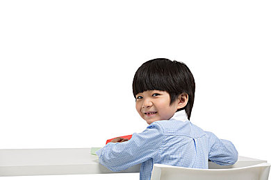 四月电子厂全景沟厕｜智能厕所革新，汽车制造焕新颜-1