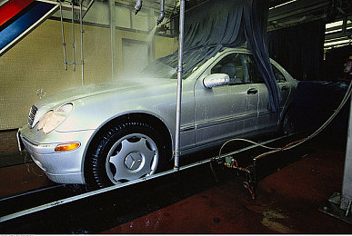 推特成人版18禁|“数字监管新篇章,汽车营销焕新颜,挑战机遇共舞动”-1