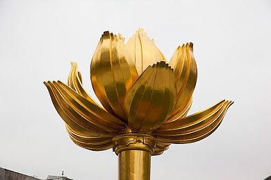 香港新版金银瓶1-5｜香港金银瓶新系列引关注：科技美学融合，智能配置升级，舒适驾驶体验-4