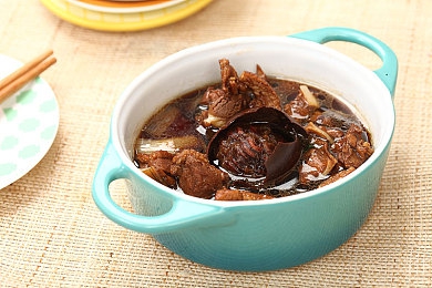 十大污的软件|揭秘“十大污软件”:智能车载系统不良内容影响汽车行业声誉与安全-1