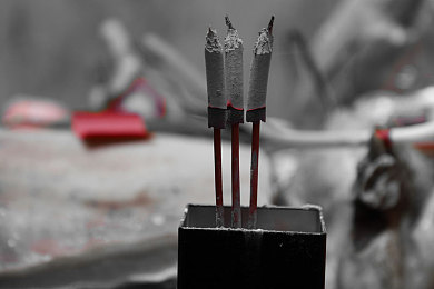 KTV卫生间里被强啪啪｜都市夜幕下的安全警钟：KTV私密空间，守护你我安宁-3