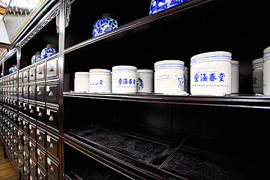 热、年轻、娇小、亚洲人｜夏日潮流新宠，轻巧亚洲座驾引领风尚-3