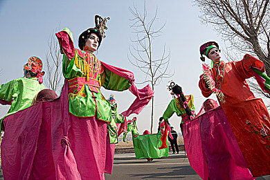 天涯pro官网色板|独特色板设计引关注,天涯Pro车型成年轻消费者新宠,市场前景广阔-2