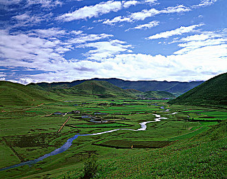 成人的世界一个就够了｜“寻找宁静天地，XX系列汽车助你畅享生活美好，满足你的专属座驾需求”-1