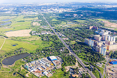 天天吃天天操|“智能驾驶新篇章:全新自动驾驶车型亮相,性能卓越,人性化设计引领未来出行潮流”-5