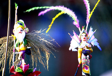 免费古装一级婬片潘金莲｜古典韵味新风尚，科技豪华“潘金莲”驾临-2