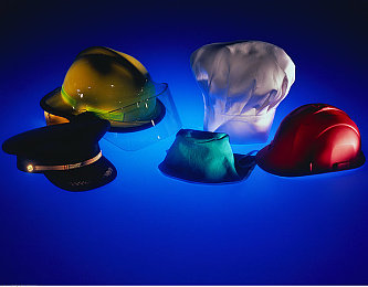 juliaann厨房猛烈进入｜汽车产业变革浪潮涌动，智能化绿色化新篇章即将开启-3