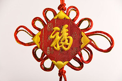 黄色游戏18|“智能驾驶新标杆,环保动力显匠心——某汽车品牌颠覆性技术引领未来出行潮流”-2