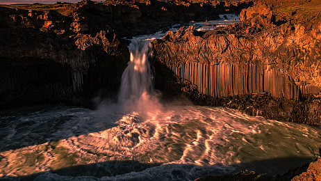免费吃瓜 爆料曝光 独家揭秘|新能源汽车新宠“梦幻之翼”亮相,极简设计、智能配置,20万预售价引期待-3