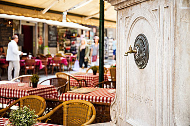 s把m骂湿的词汇|驾驭卓越,品质之选:S车型挑战自我,革新中型轿车市场-5