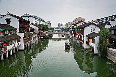 黄色软件2.0|新一代智能驾驶技术助力,全新“黄色软件”2.0系统引领安全便捷出行体验-2