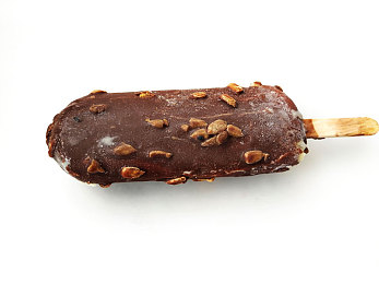 山村最原始欲乱｜创新设计引领未来，环保理念诠释原始之美：山村车企打造全新车型，市场前景备受期待-2