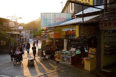 ass美女撒尿Pics小便｜“自然灵感与科技融合，全新车型引领潮流，极致驾驶体验再升级，汽车市场新宠诞生！”-2