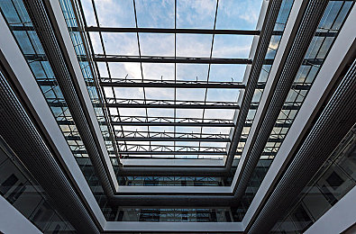 天天操天天射天天舔|传承古韵,智领未来——探秘全新“国风智驾”轿车-2