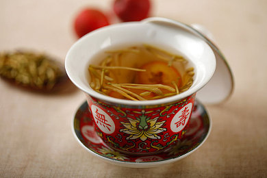 黄色软件下载3.0.0｜智能启航，绿色未来——驶向智慧出行新时代-1