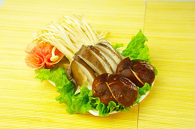 桐桐桐桐铜铜好多,深色,免费|深色魅力,限时尊享,品质驾享新境界-1