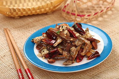 糟老头至尊版app官方网｜汽车生活新助手，智能推荐一站式，糟老头平台引领汽车资讯潮流-2