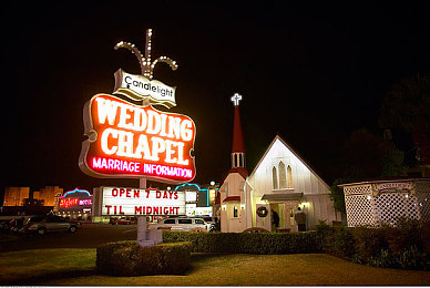 137大胆人文艺术的文化内涵|跨界融合创新,137车型诠释人文艺术与科技融合新境界-2