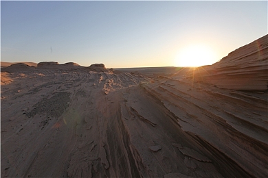 国色天香综合症图片及症状｜汽车美学陷阱：内外兼修，安全至上-4