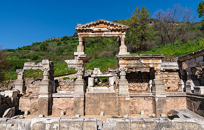 按摩店老熟女啪啪A片-2
