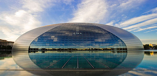 成人的世界一个就够了｜“寻找宁静天地，XX系列汽车助你畅享生活美好，满足你的专属座驾需求”-2