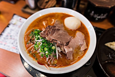 火影18+下载|汽车新变革来袭:火影18+软件引领驾驶体验革新-1