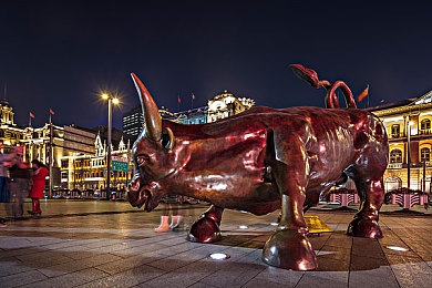 巜中文隔着窗帘精油按摩｜汽车座椅革新：精油按摩技术引领舒适驾驶新潮流-1