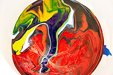 最好看的2019中文大全｜2019年汽车界惊艳亮相：比亚迪汉EV、蔚来ES6领衔，豪华与性能并重-2