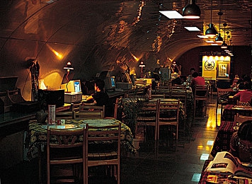 爱情岛入口|时尚动感新宠,浪漫出行首选:揭秘独具匠心的汽车新焦点-2