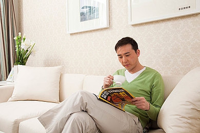 男人用嘴添女人私密视频|创新设计引领潮流,智能环保新车型惊艳上市,满足个性化驾驶需求-1