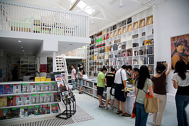 美女裸露全秘 遮挡奶头酒店|深度学习新突破:汽车智能遮挡技术提升驾驶安全与舒适体验-1