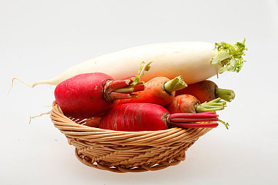 一个 B一个 3人个人玩|“三驾马车共驰骋,创新科技定义未来驾驶乐趣——揭秘全新三人同驾车型”-2