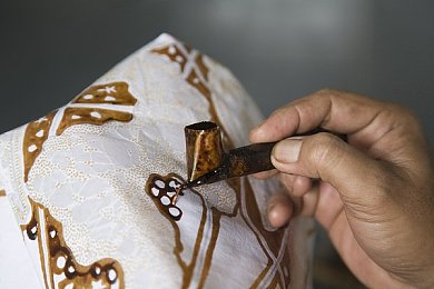 幼女一级片|“创新设计引领潮流,年轻首选!揭秘全新汽车新品独特魅力”-3