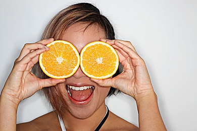 上海贵妇尝试黑人洋吊|汽车盛宴中的贵妇风采,艺术与速度的完美邂逅-3